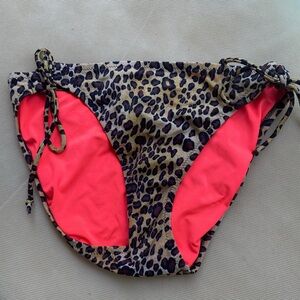 Victoria’s Secret Animal Print bikini bottoms Size Medium